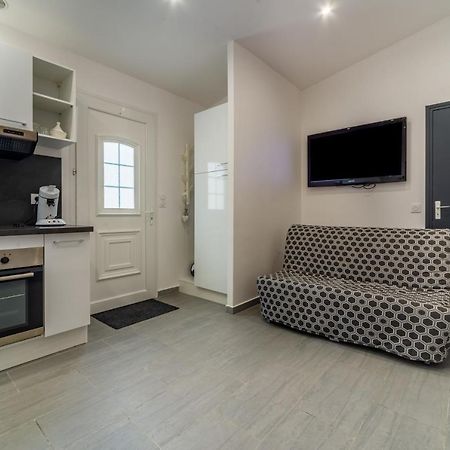 La Serenade - Appartements Confort Avec Terrasse Монтрей Екстериор снимка